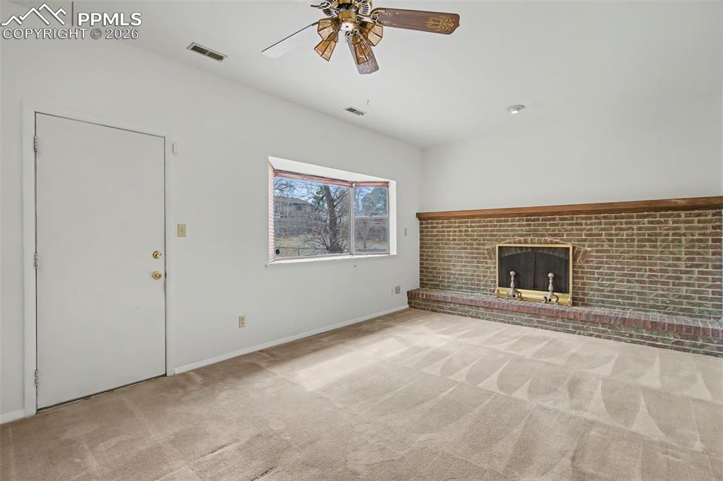 Image 14 of 44: Living Room