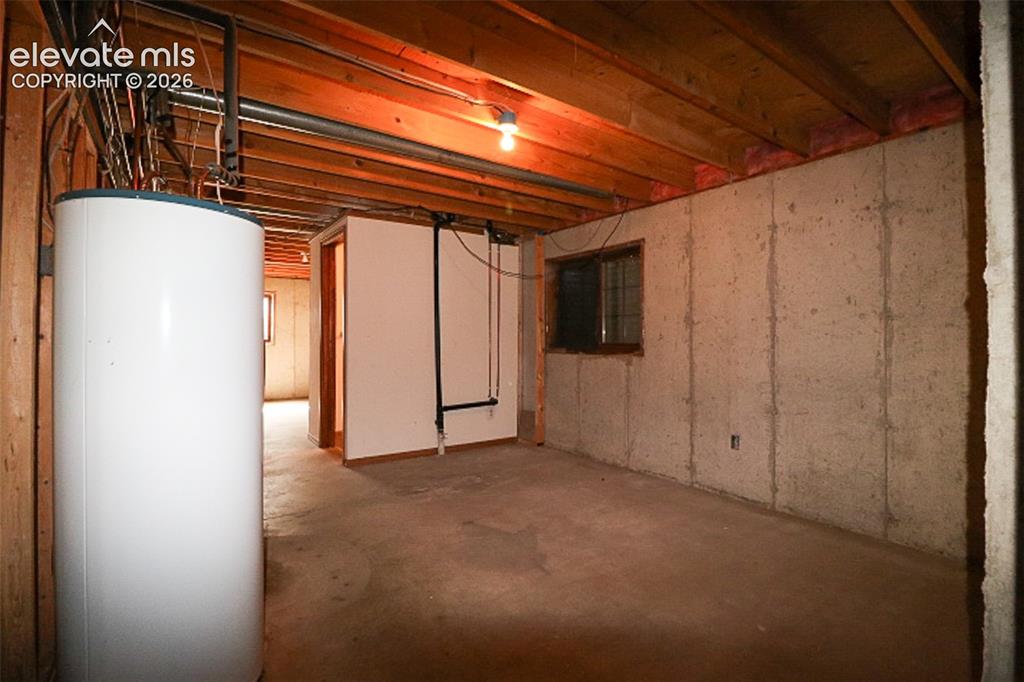 Image 32 of 39: Basement