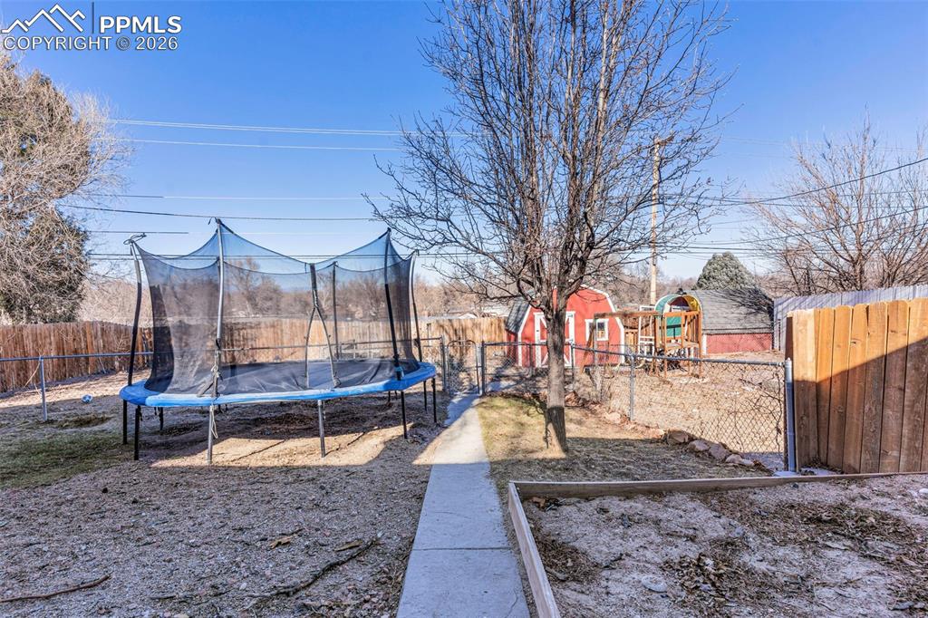 Image 40 of 43: No Description Available