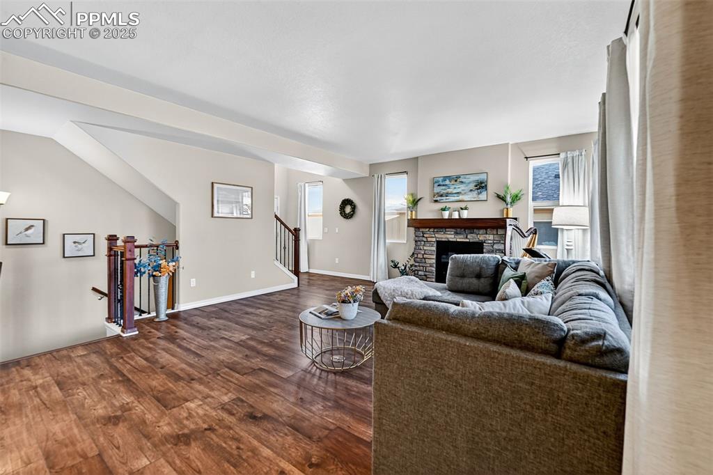 Image 10 of 46: Living Room