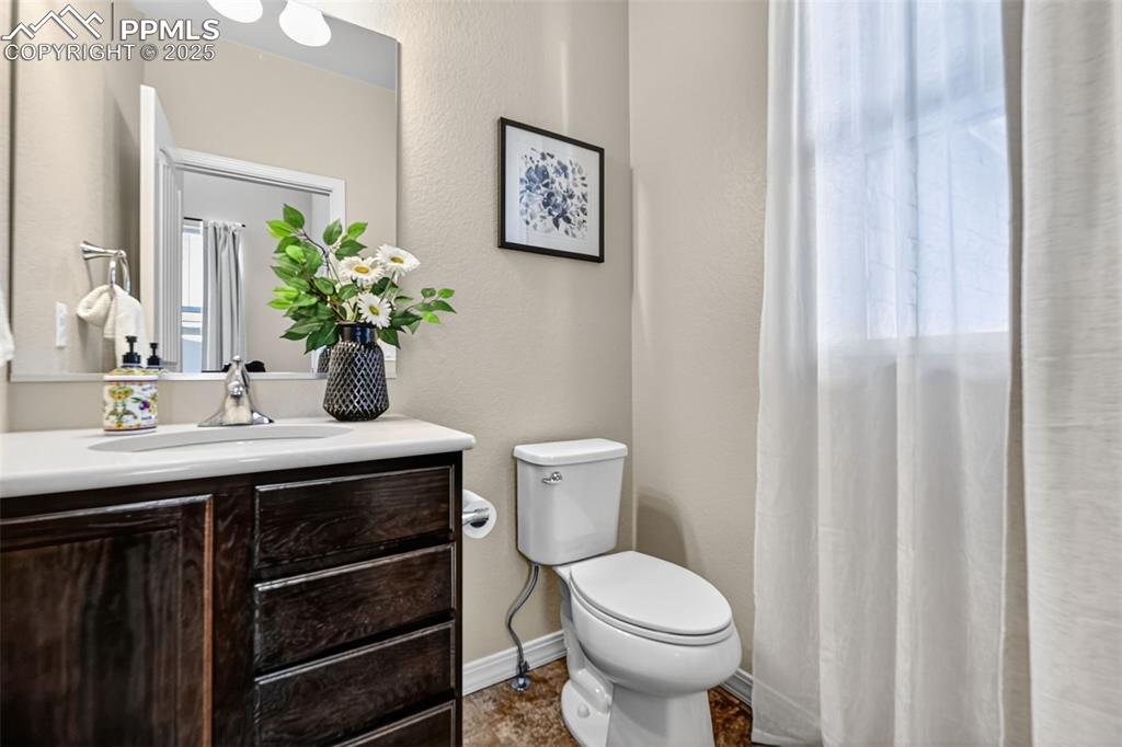 Image 15 of 46: Bathroom