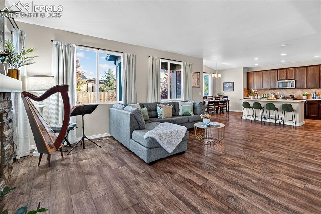 Image 3 of 46: Living Room