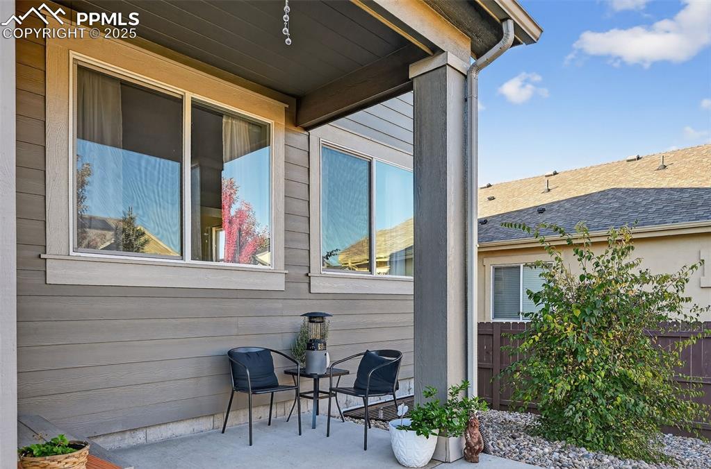 Image 32 of 46: Patio