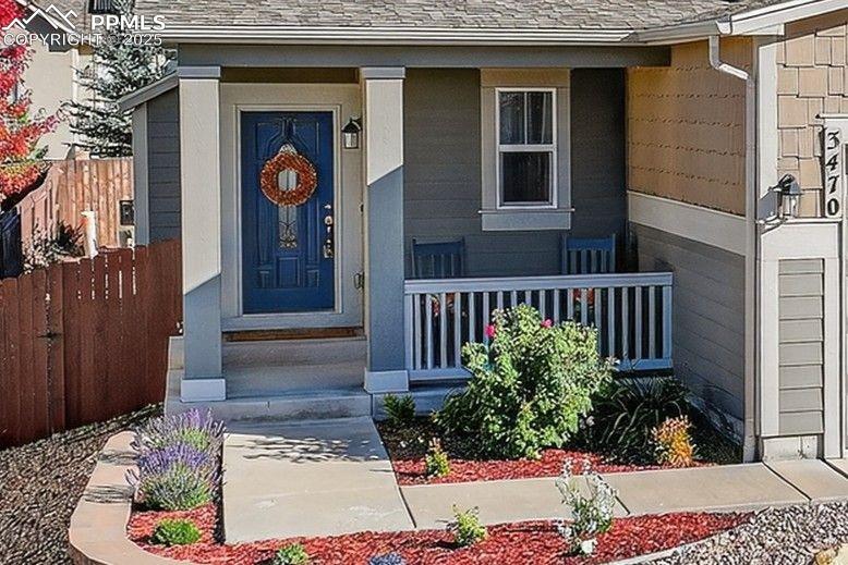 Image 7 of 46: Entry