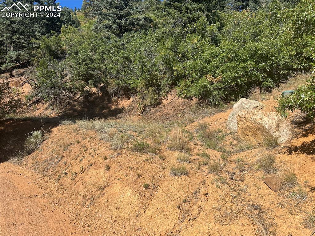 Image 12 of 19: Entrance to lot