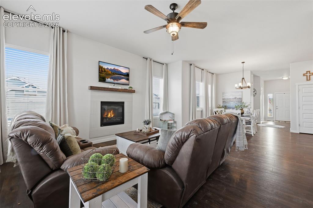 Image 11 of 40: Living Room
