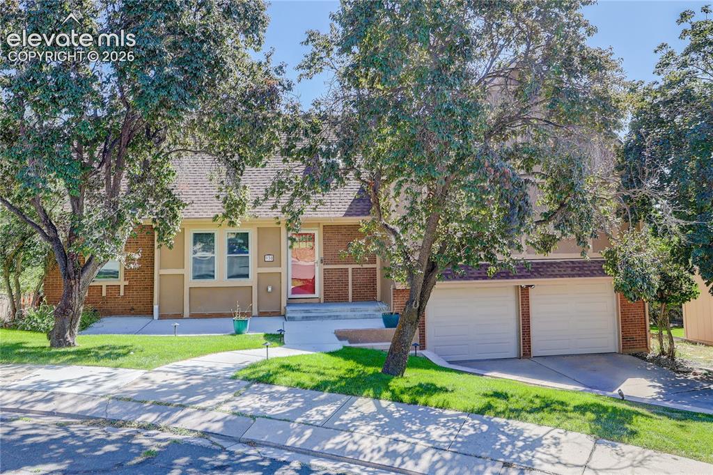 Image 1 of 30: Move-in ready home