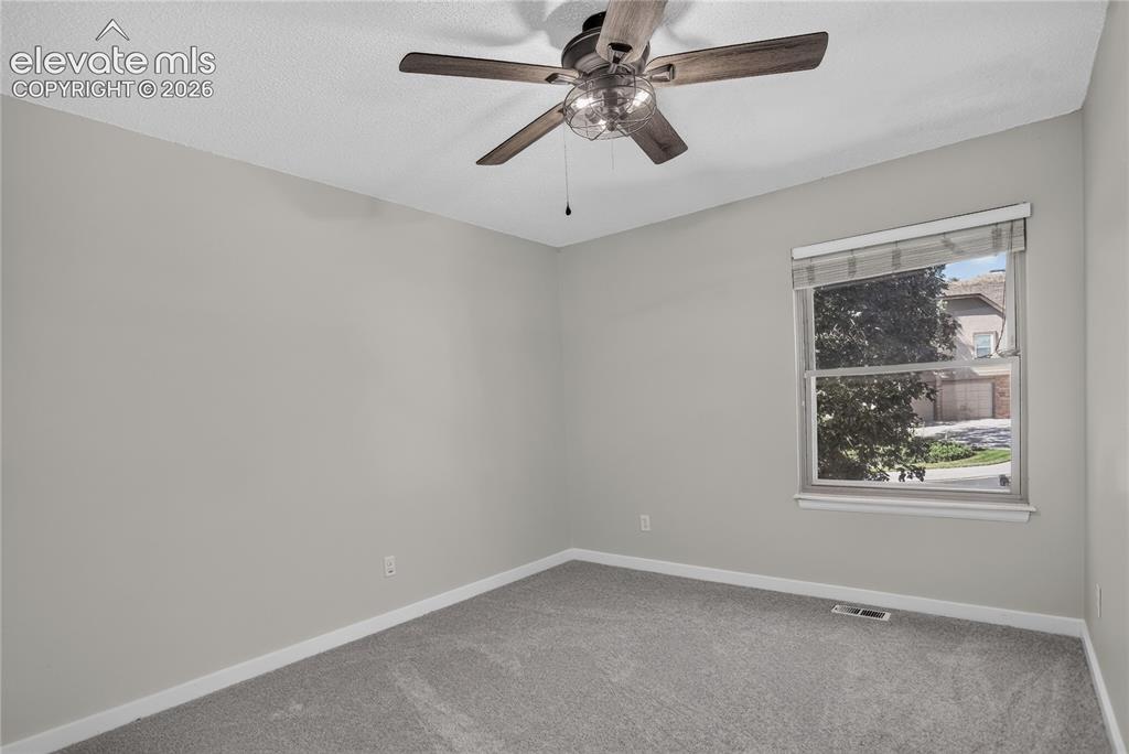 Image 14 of 30: Bedroom 3 - upper level