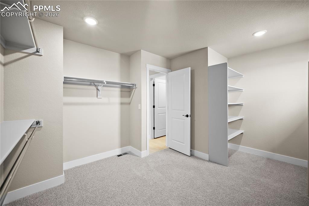 Image 37 of 49: Closet