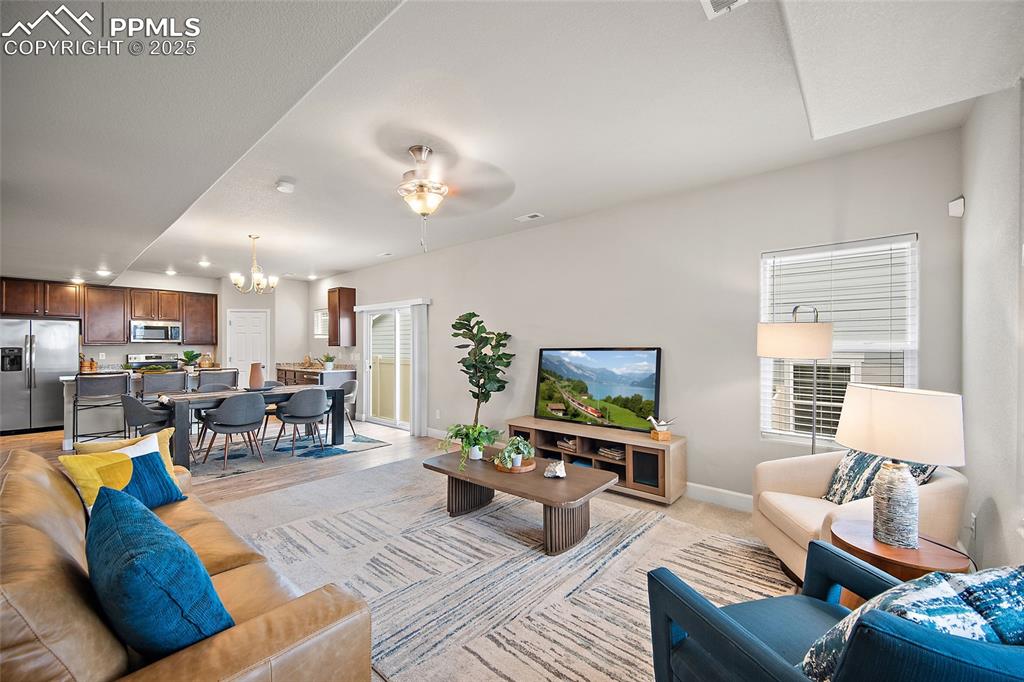 Image 9 of 50: Living Room