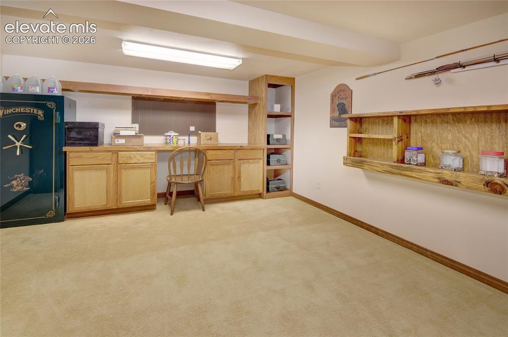 Image 44 of 50: Hobby Room