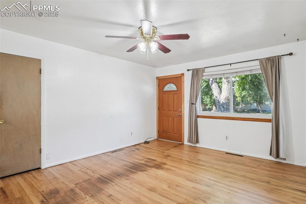 Image 3 of 43: Living Room