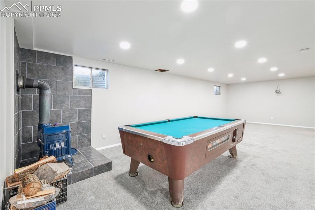 Image 31 of 43: Family Room