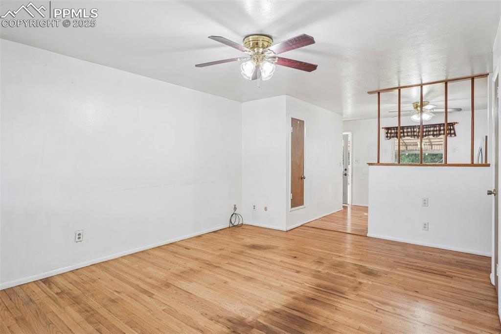 Image 4 of 43: Living Room