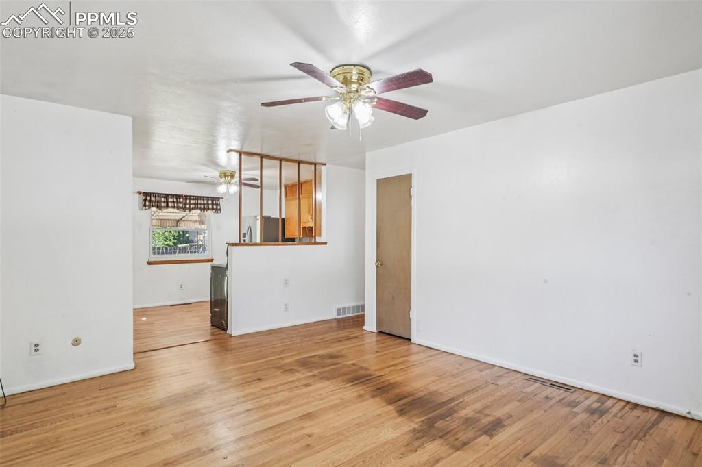 Image 5 of 43: Living Room