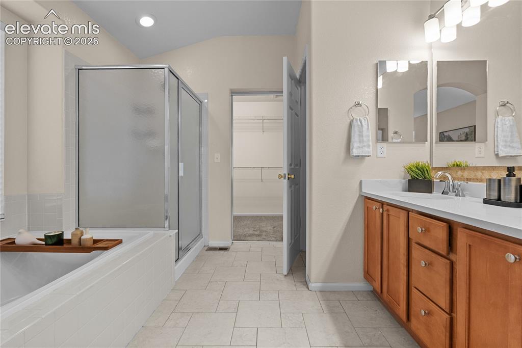 Image 16 of 44: Master Bathroom