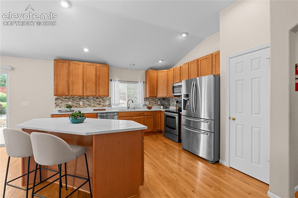 Image 8 of 44: Kitchen