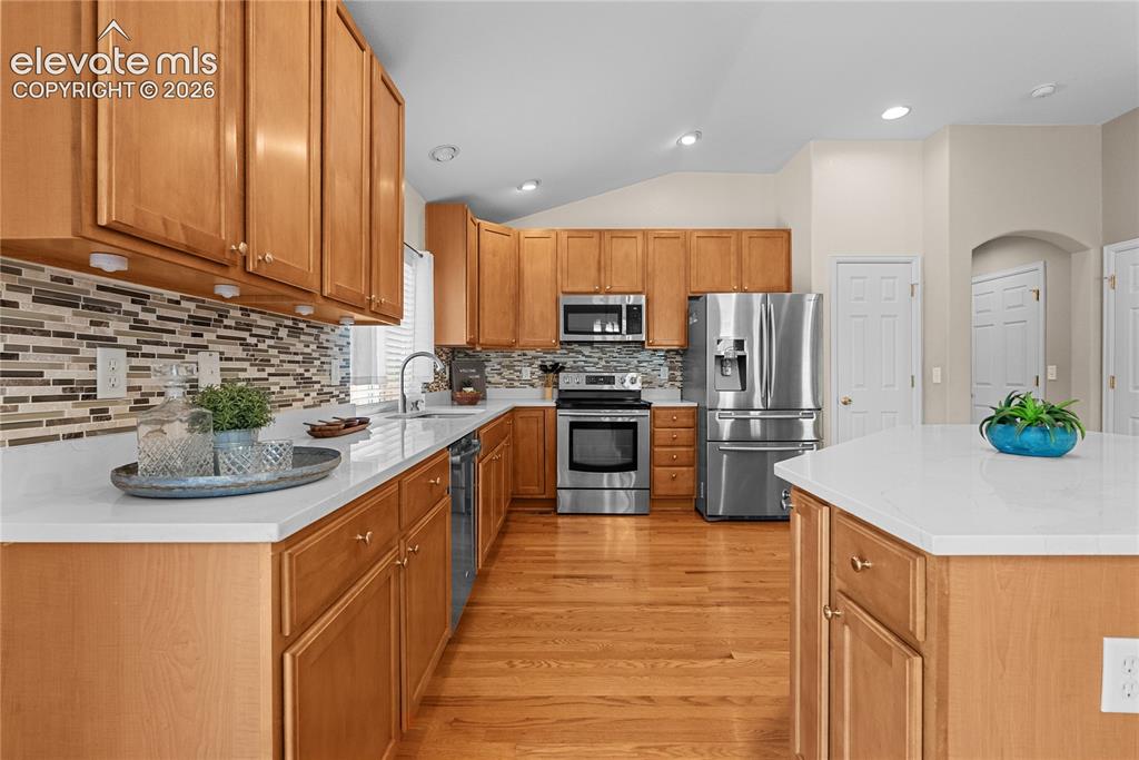 Image 9 of 44: Kitchen