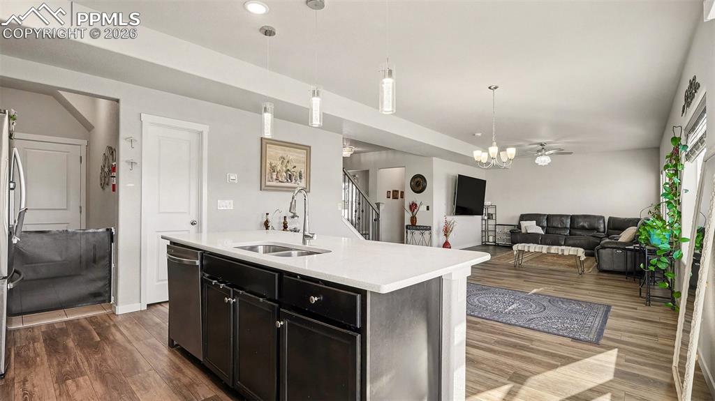 Image 8 of 44: Kitchen