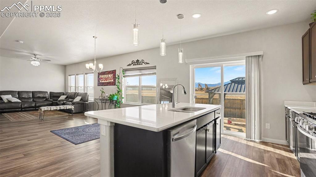 Image 9 of 44: Kitchen