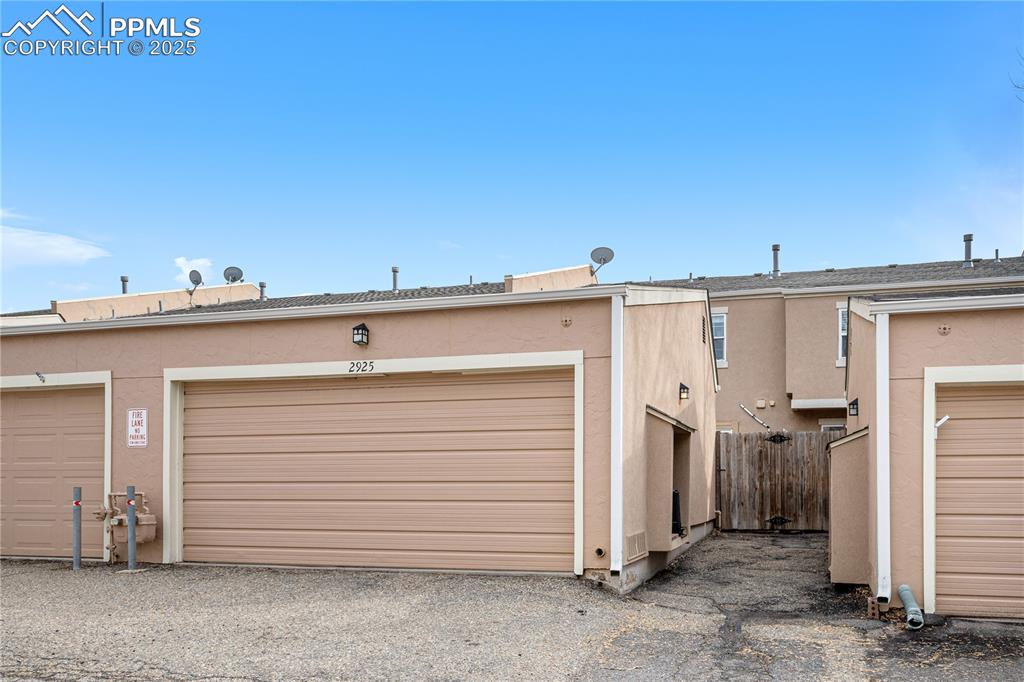 Image 6 of 38: View of garage