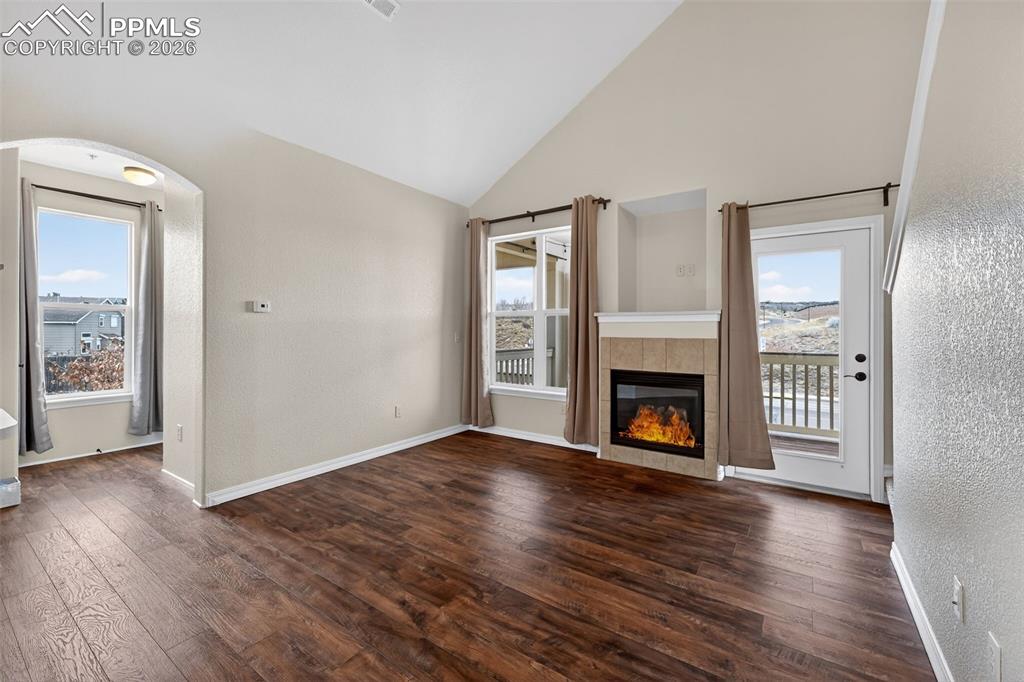 Image 14 of 38: Living Room