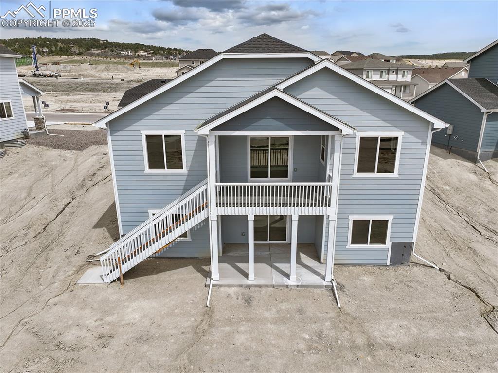 Image 22 of 22: Back of Structure