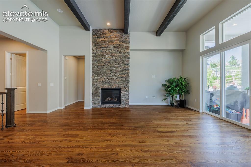 Image 18 of 47: Great room with walk out to back yard and grilling area.