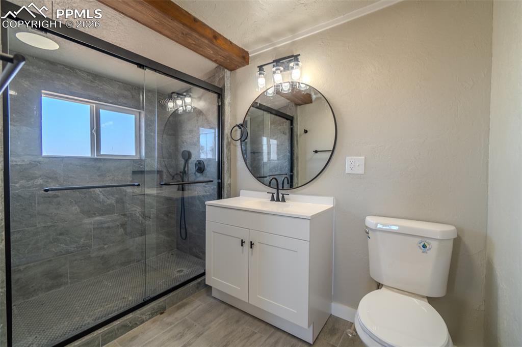 Image 9 of 37: Bathroom
