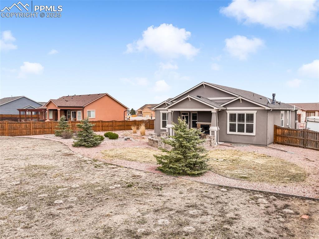 Image 43 of 50: Back of Structure