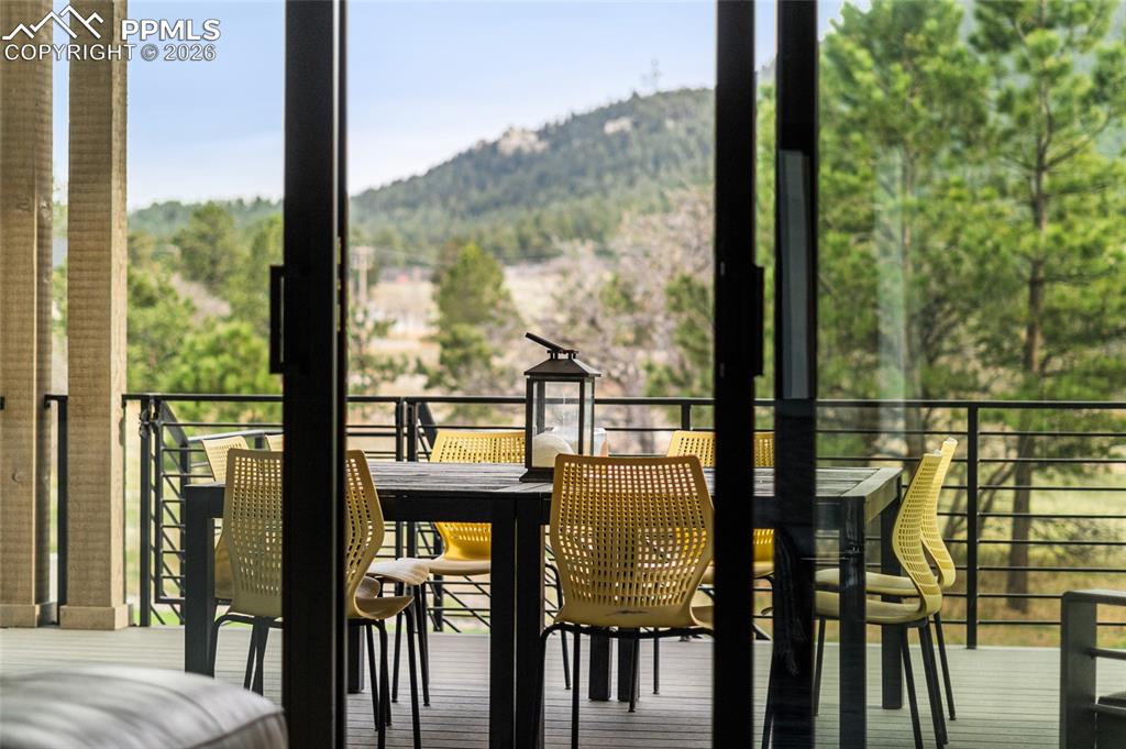 Image 10 of 32: Balcony