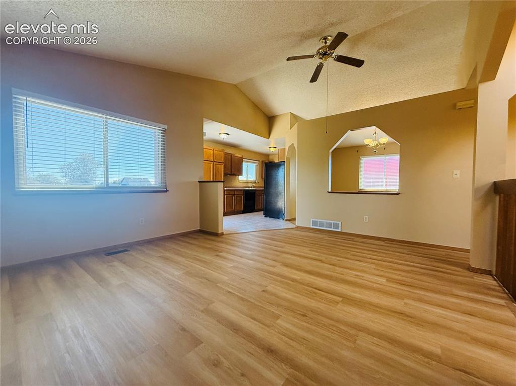 Image 2 of 18: Living Room