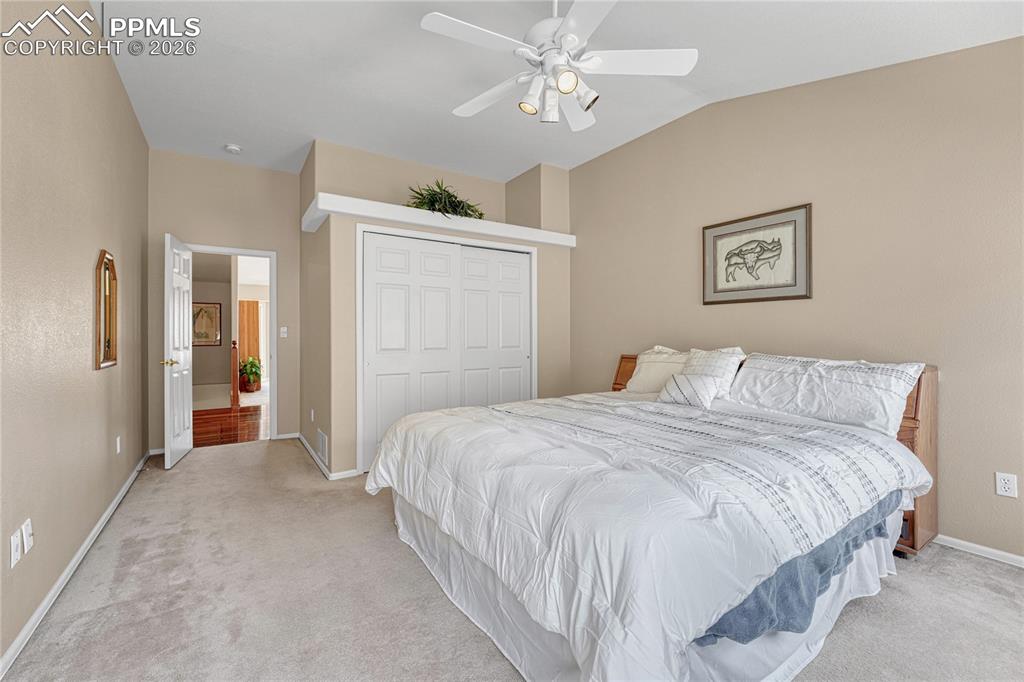 Image 24 of 50: ...has ceiling fan and vaulted ceiling. 