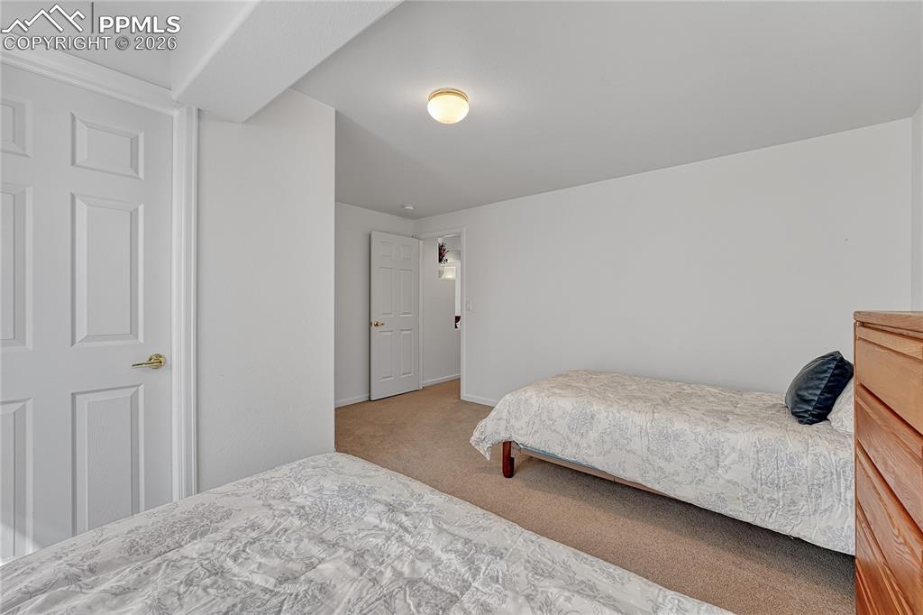 Image 48 of 50: ...also has a walk-in closet. 