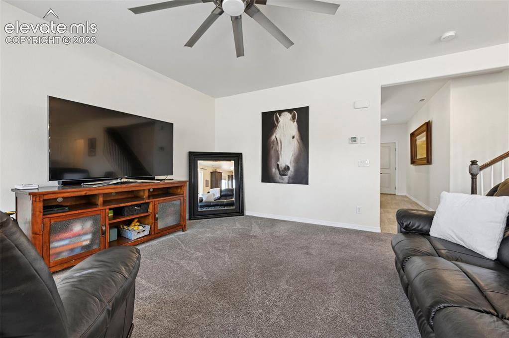 Image 7 of 31: Living Room