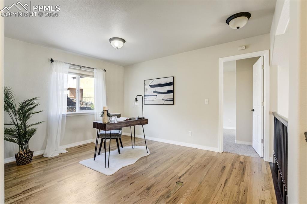 Image 20 of 45: Work, relax, or escape—this loft does it all