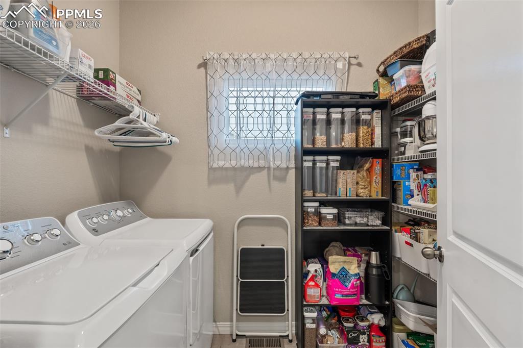 Image 30 of 46: Laundry