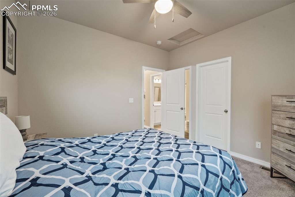 Image 45 of 46: Bedroom