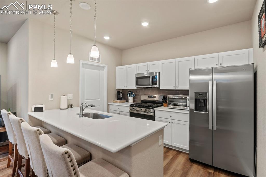 Image 8 of 46: Kitchen