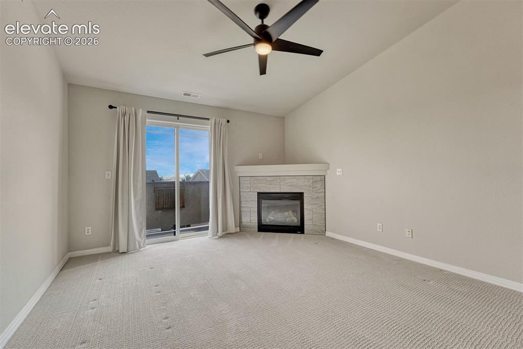 Image 15 of 36: Living Room