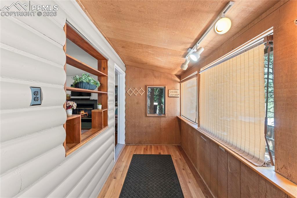 Image 4 of 24: Sun Room