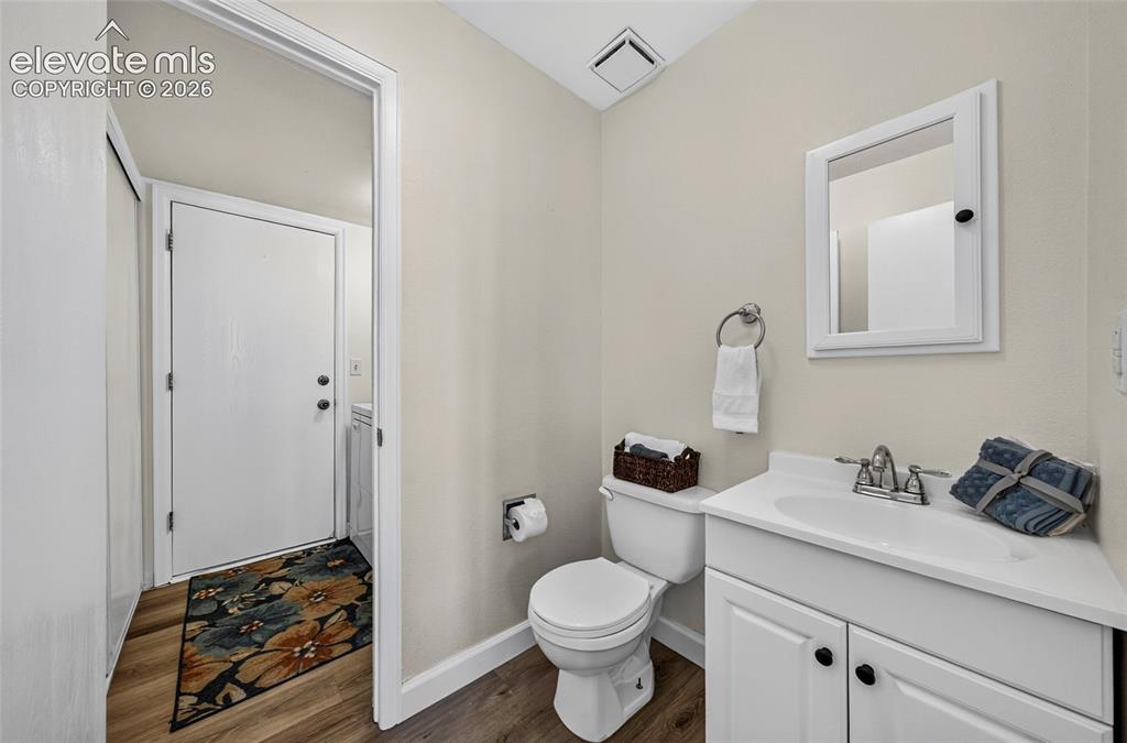 Image 12 of 31: Bathroom