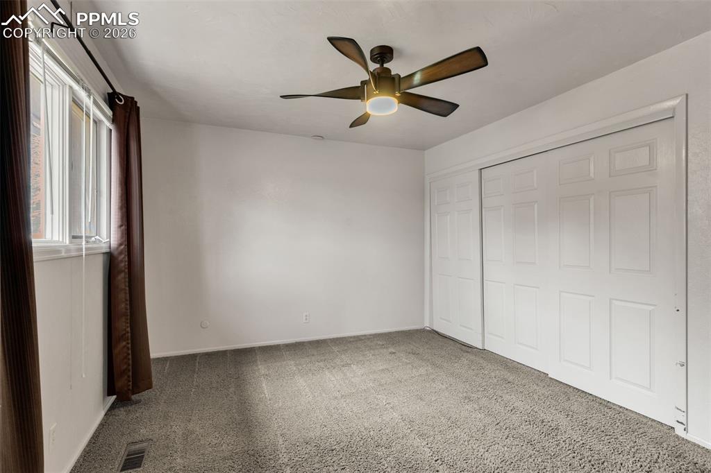 Image 18 of 48: Bedroom