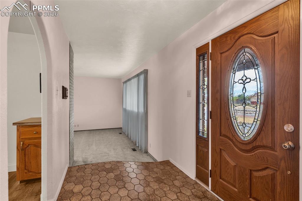 Image 5 of 48: Entry