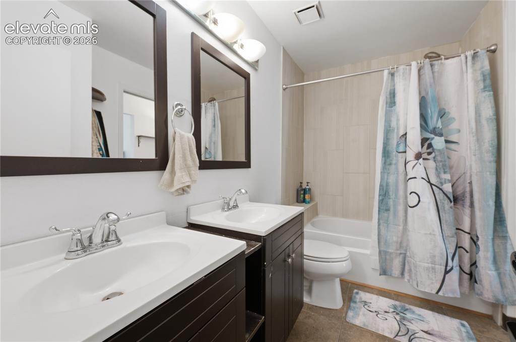Image 16 of 29: Master Bedroom