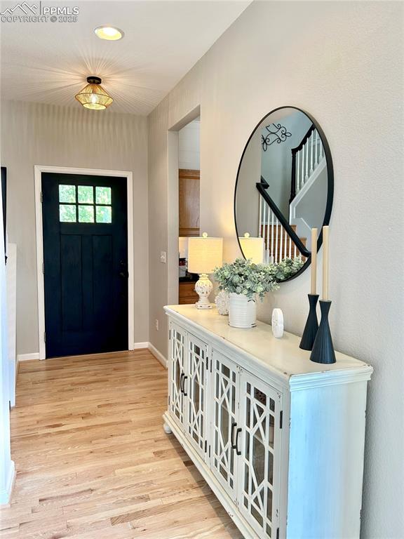 Image 6 of 24: Entry