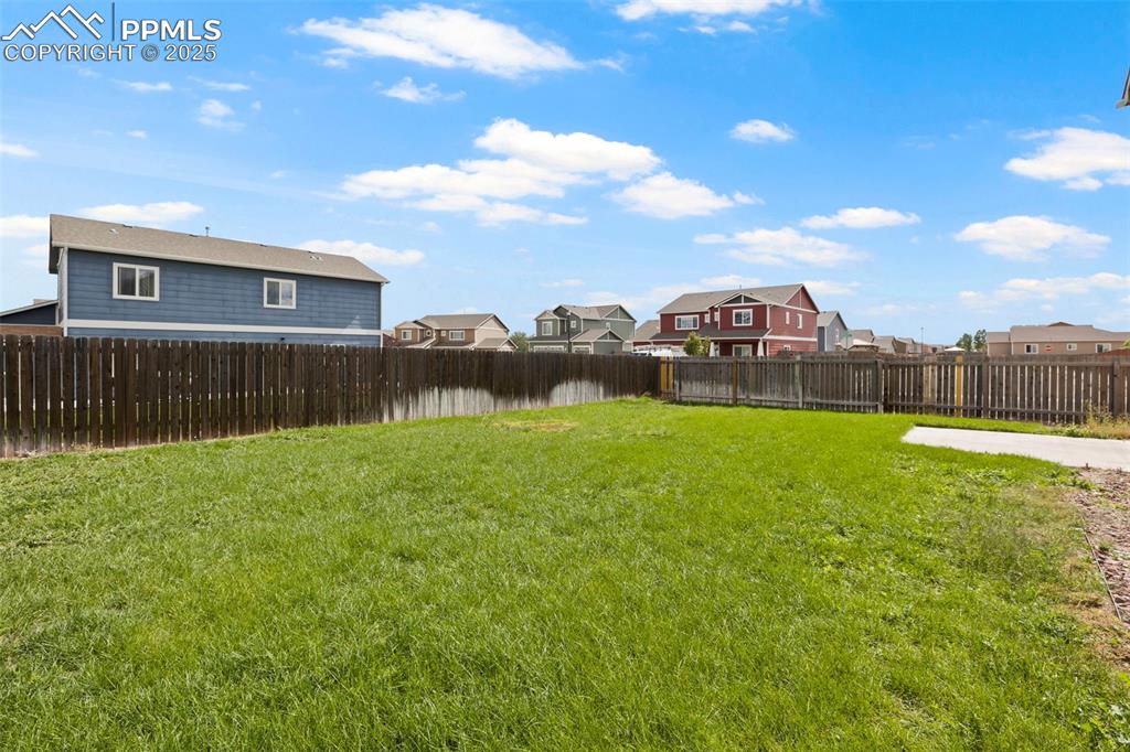 Image 38 of 38: Yard