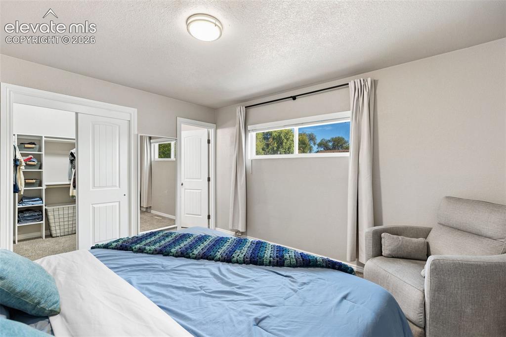 Image 20 of 27: Bedroom