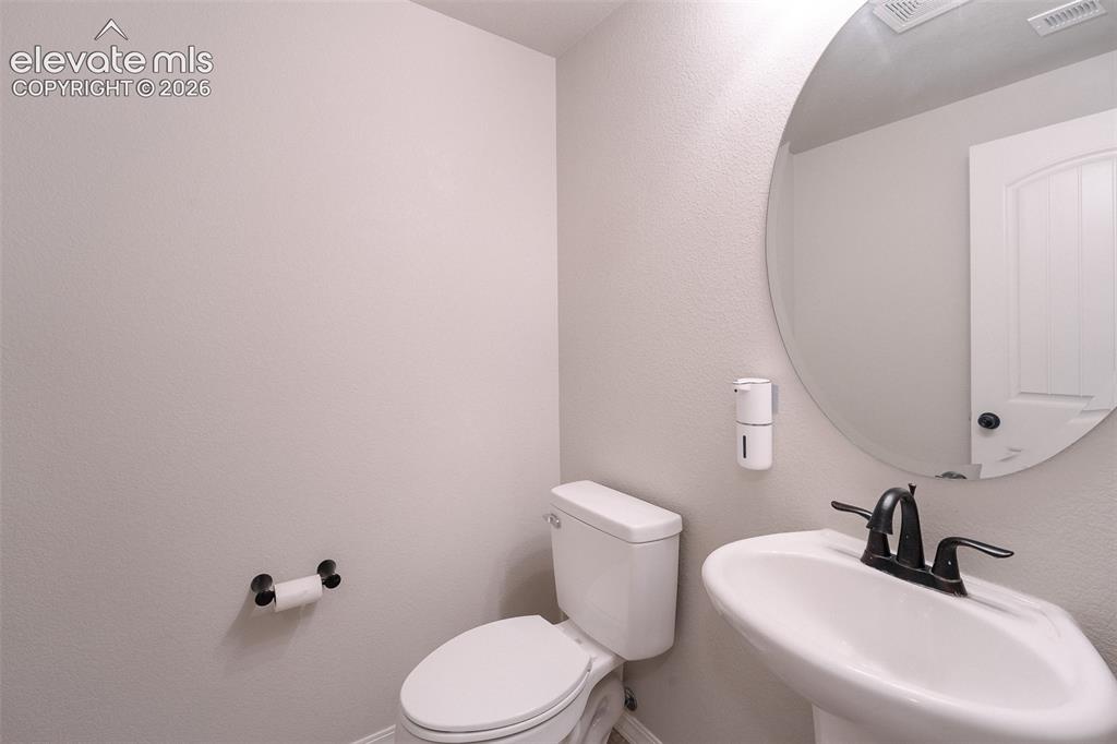 Image 5 of 29: Bathroom
