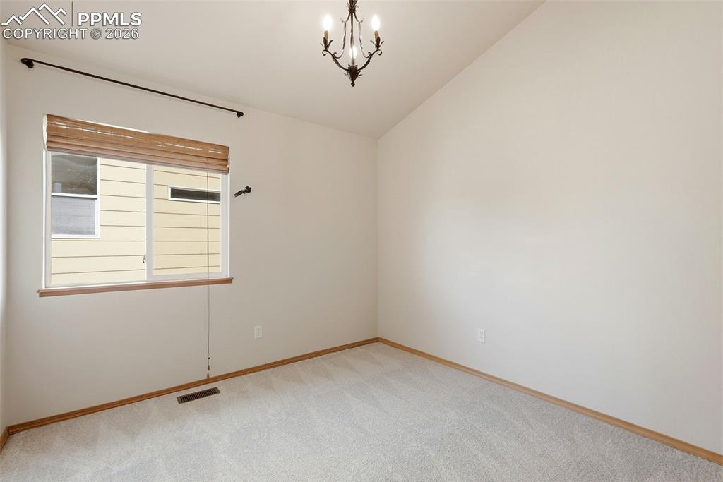 Image 22 of 45: Bedroom